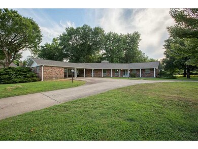 701 NW 8th St, Bentonville, AR 72712 - photo 3