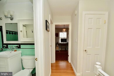 701 Bashford Ln, Alexandria, VA 22314 - photo 6