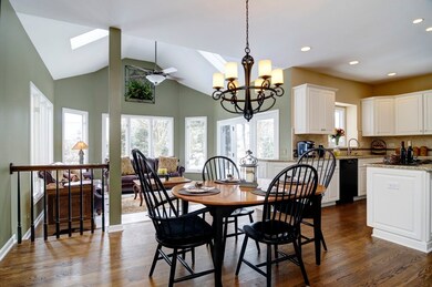 4323 Ariel Ct, Naperville, IL 60564 - photo 6