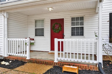 148 View Pointe Dr, Newport News, VA 23603 - photo 3