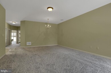 151 Leonard Ln, Harrisburg, PA 17111 - photo 4