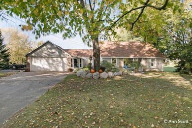 6945 Pine Island Dr NE, Comstock Park, MI 49321 - photo 2