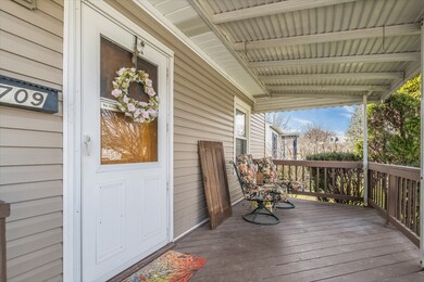 709 Fletcher Ln, Beech Grove, IN 46107 - photo 3