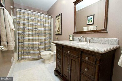 3208 Brynwood Place, Herndon, VA 20171 - photo 2