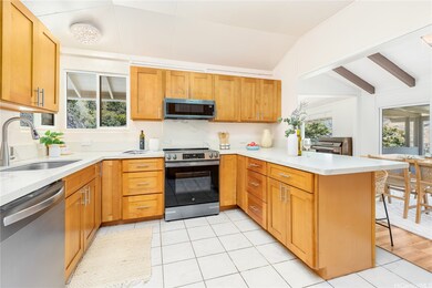 2456 Sonoma St, Honolulu, HI 96822 - photo 7