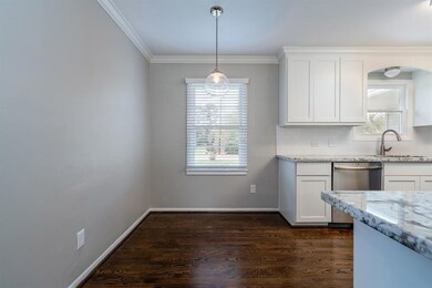 413 Carrell St, Tomball, TX 77375 - photo 3