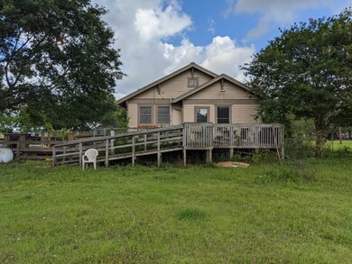 1016 County Road 139, Alvin, TX 77511 - photo 2