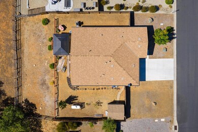 208 Raccoon Hollow Loop, Copperopolis, CA 95228 - photo 6