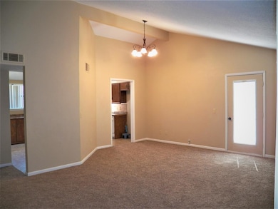 148 Lakewood Blvd, Duncan, OK 73533 - photo 5