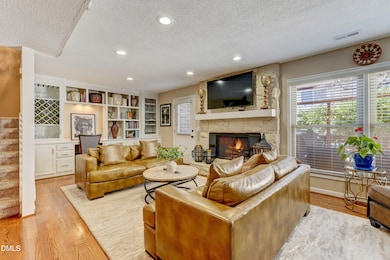 2202 Huntington Rd unit E3, Burlington, NC 27215 - photo 6