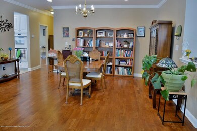 8 Devonshire Way 04 Dining Room (1600x10