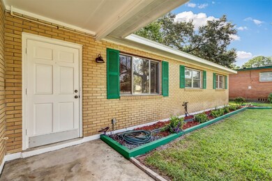 3919 Bogata Dr, Jacksonville, FL 32210 - photo 4