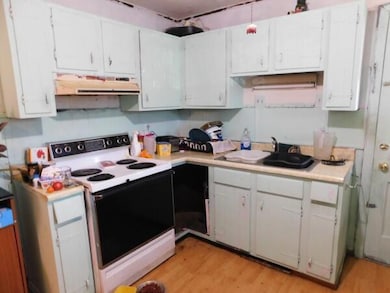 165 N Homer Ave, Logan, OH 43138 - photo 7