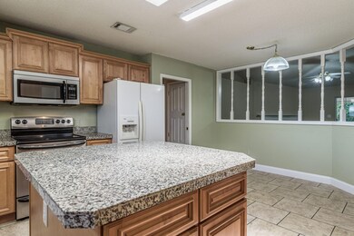 2707 Woodbury Ct-Navarre-012