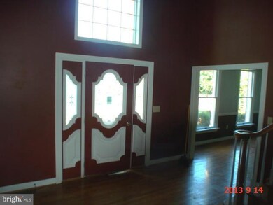 11238 Eastwood Dr, Hagerstown, MD 21742 - photo 5