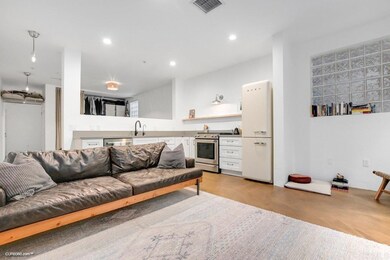 Union Square At Broadway unit 2207, San Diego, CA 92101 - photo 2