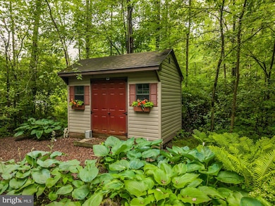 327 Hunters Run Rd, Honey Brook, PA 19344 - photo 6