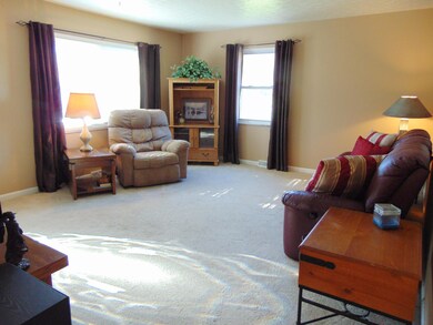 1732 Coronet Dr, Columbus, OH 43224 - photo 6