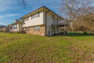 907 Josephine Dr, Tunnel Hill, GA 30755 - photo 4