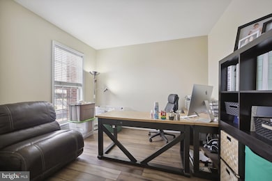 2735 Celestial Dr, Woodbridge, VA 22191 - photo 7