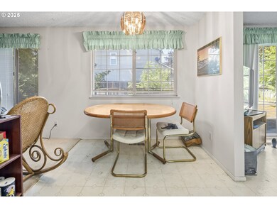 19885 SW Wright St, Beaverton, OR 97007 - photo 4