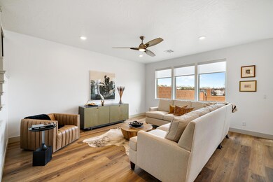 812 N Via Modelo Cir-large-003-012-H11-1