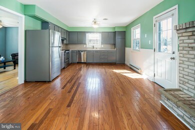 13906 Long Ridge Dr, Hagerstown, MD 21742 - photo 6