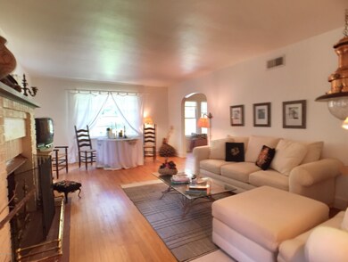 13719 Johnson Ln, Three Oaks, MI 49128 - photo 2