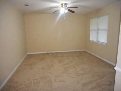 205 Flores Ln unit B, Augusta, GA 30907 - photo 2