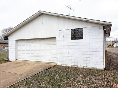 2346 24th St NE, Canton, OH 44705 - photo 4