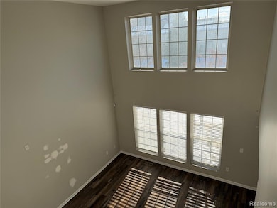 17501 Gateway Cir, Southfield, MI 48075 - photo 4