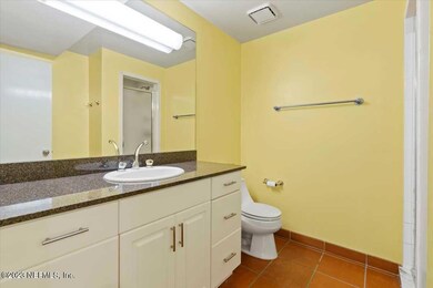 04-Ground Level Bathroom