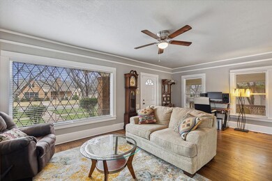 202 Bellevue Dr, Cleburne, TX 76033 - photo 6