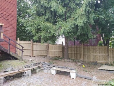 13 Catherine St, Albany, NY 12202 - photo 5