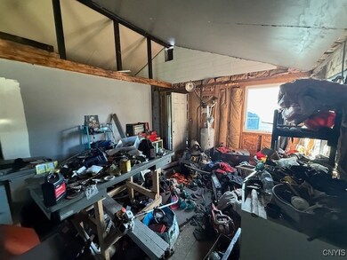 615 Charles St, Chittenango, NY 13037 - photo 4