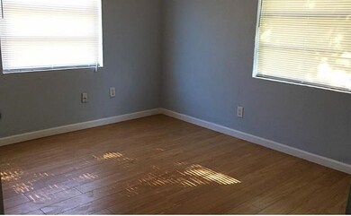 1009 Cimarron St, Houston, TX 77015 - photo 7