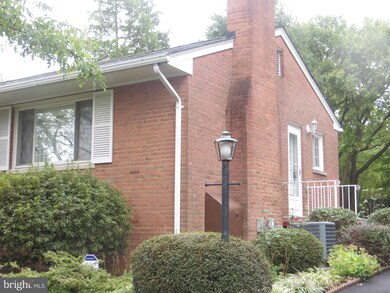 6400 Pickett St, Alexandria, VA 22306 - photo 3