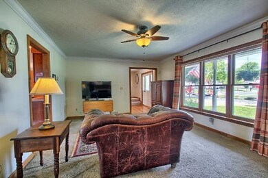 377 Harwich Rd, Circleville, OH 43113 - photo 6