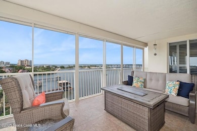 12_100RiversideDrUnit701_85_Patio_FlexML