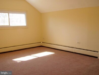 1272 Lower Ferry Rd unit A, Ewing, NJ 08618 - photo 4