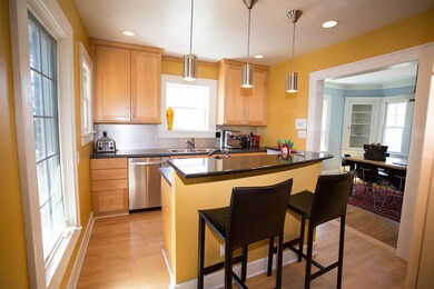 1124 39th St, Des Moines, IA 50311 - photo 4