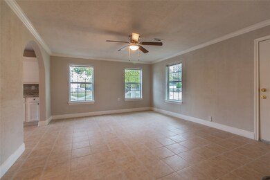 7725 Curry Rd, Houston, TX 77093 - photo 5