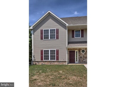 234 Springmont Dr, Reading, PA 19610 - photo 2