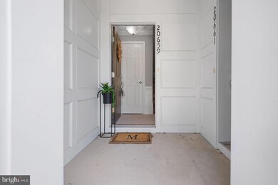 20659 Sibbald Square, Ashburn, VA 20147 - photo 2