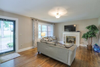 1909 Madison St, Shelbyville, TN 37160 - photo 7