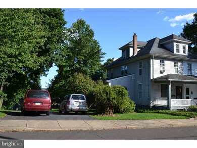 607 N 7th St, Perkasie, PA 18944 - photo 2