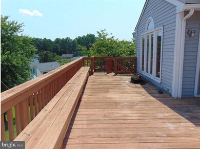 14911 Meanderwood Ln, Burtonsville, MD 20866 - photo 6