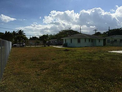 11493 SW 214 St, Homestead, FL 33189 - photo 4