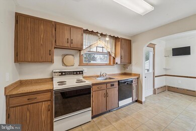 905 Foss Ave, Drexel Hill, PA 19026 - photo 7