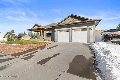 2 Car Garage